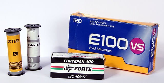 What the difference between 120 and 220 film? 120 film has a backing paper and is still available. 220 film has no backing paper and is twice as long.