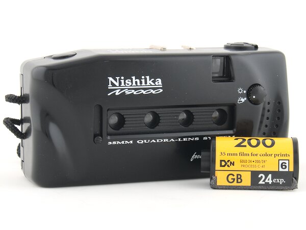 How to Rewind and Remove Film from the Nishika N9000