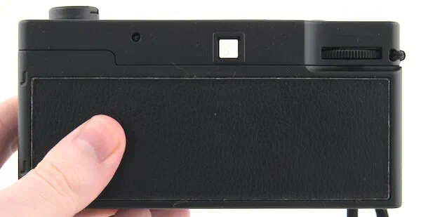 Reto 3D Close Film Back