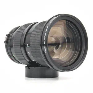 Canon 35-105mm f/3.5 Zoom Lens Canon 35-105mm f/3.5 Zoom Lens