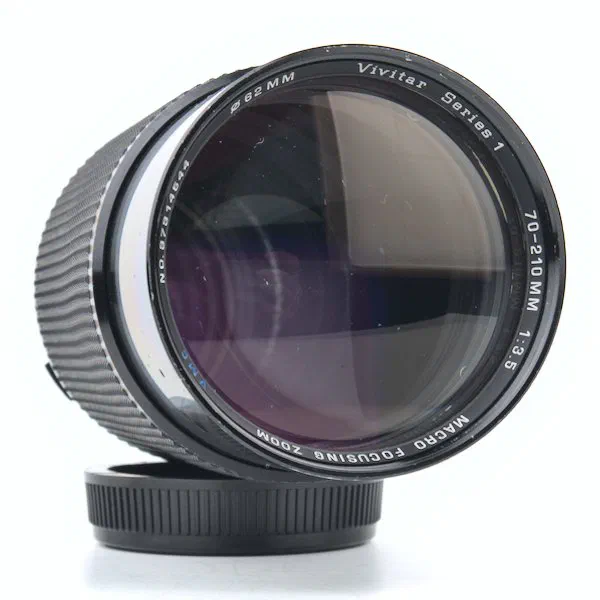 Vivitar 70-210mm f/3.5 Zoom Lens Vivitar 70-210mm f/3.5 Zoom Lens