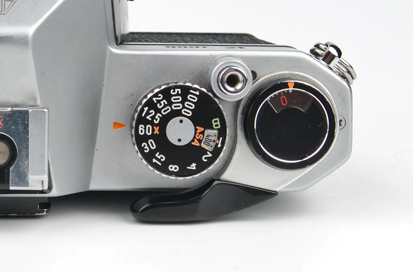 Set ISO in the ASA Dial Set ISO in the ASA Dial
